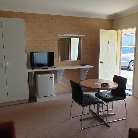 Blayney Central Motel エクステリア 写真