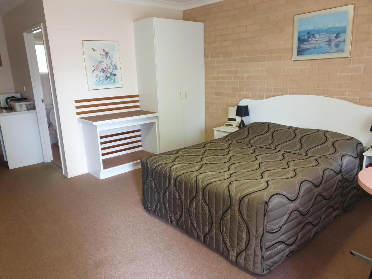 Blayney Central Motel エクステリア 写真